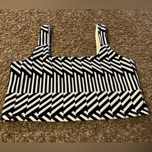 Express, black and white crop top